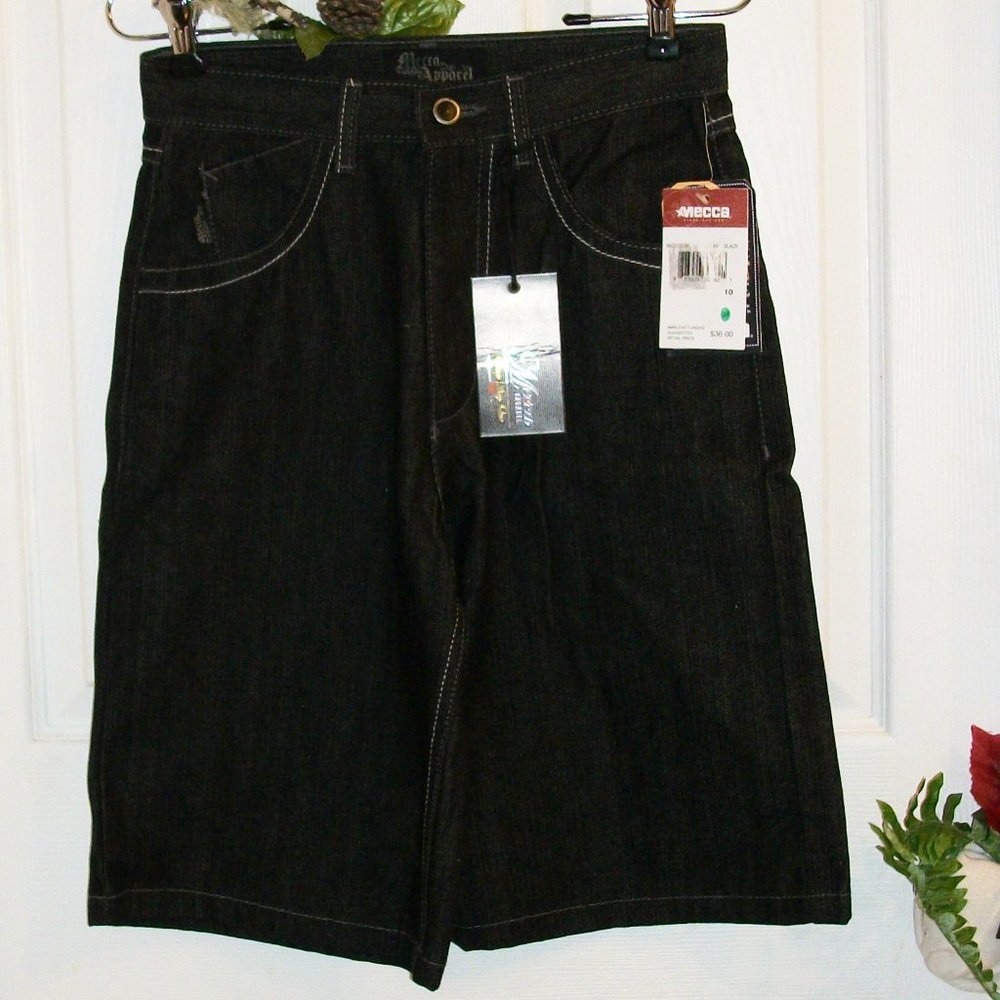 MECCA APPAREL Sz 10 Black Denim Shorts NWT
